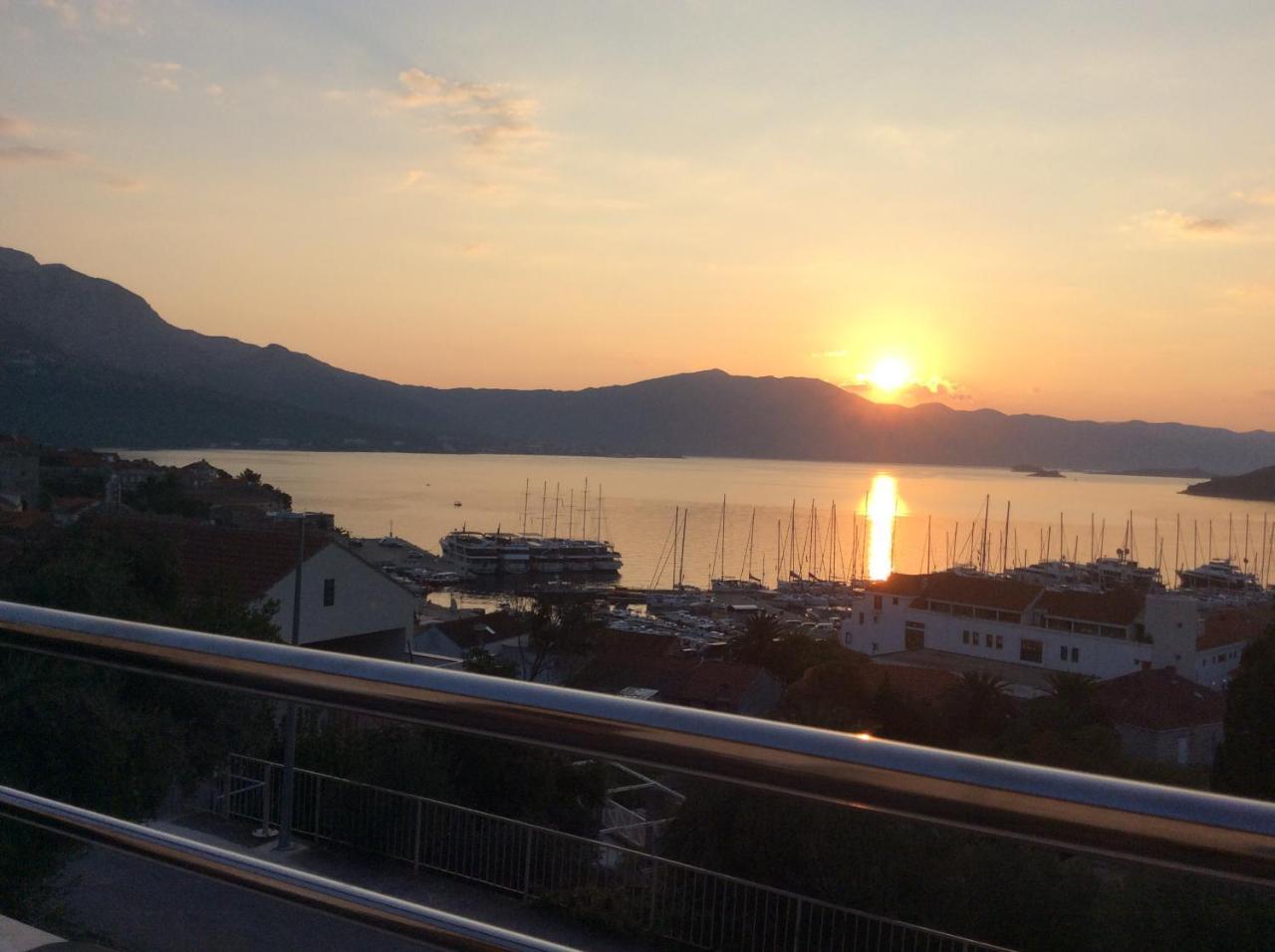 Lux Apartments Korčula Dış mekan fotoğraf